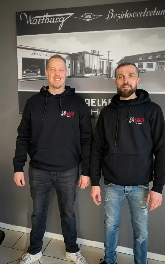 Foto: Das LA TEAM in der Werkstatt